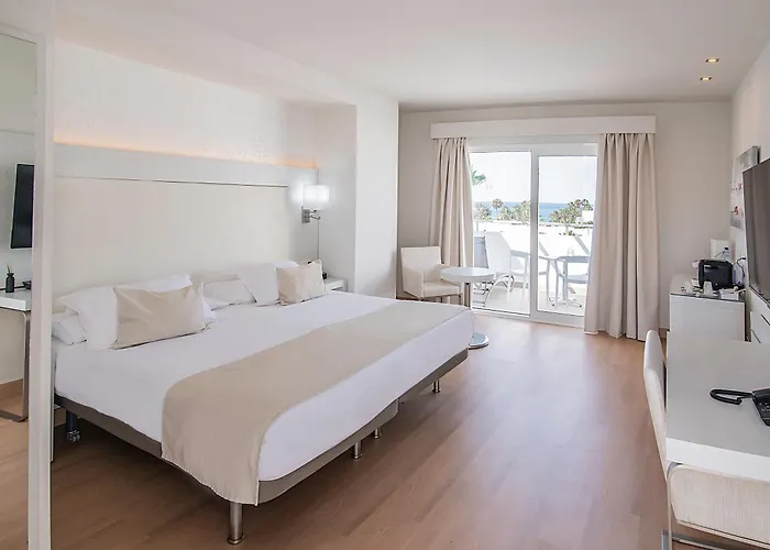 酒店 艾括拉兰萨罗特套房酒店 4*