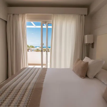 Aequora Lanzarote Hotell