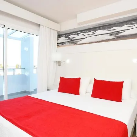 Aequora Lanzarote Hotell 4*