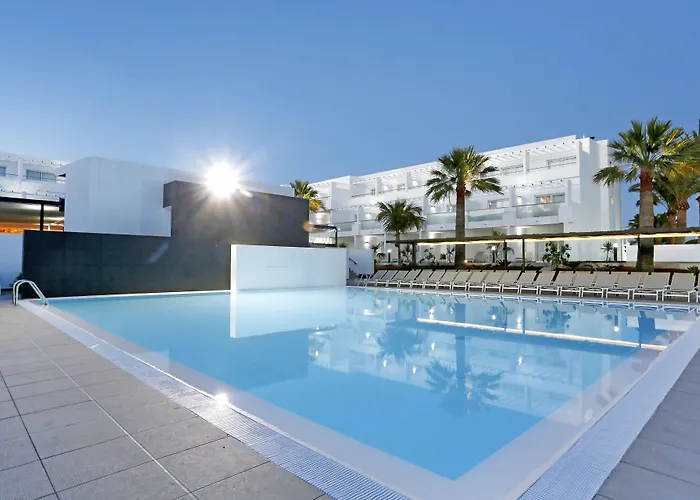 Aequora Lanzarote Отель