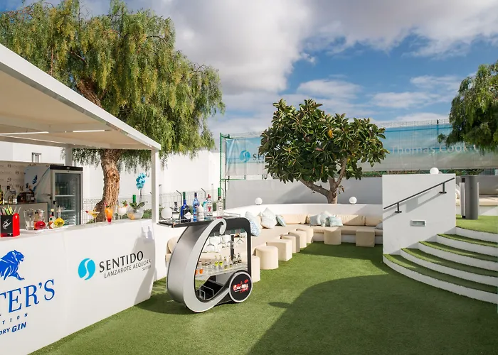 艾括拉兰萨罗特套房酒店 卡门港