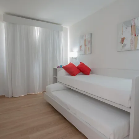 Aequora Lanzarote מלון 4*