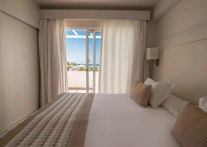 Aequora Lanzarote Hotel