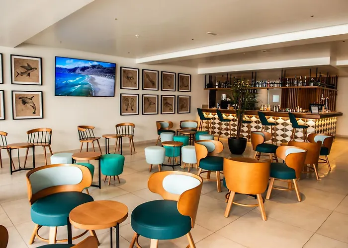 Hotel Aequora Lanzarote 4*