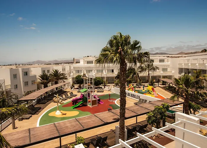 에쿠오라 란자롯 스위트 호텔