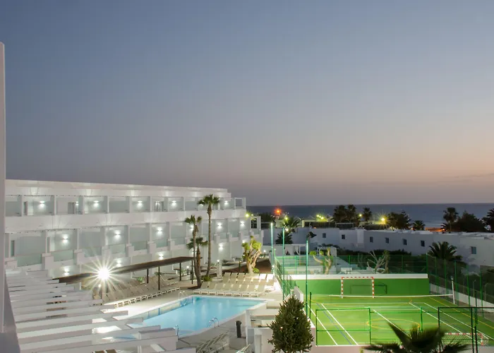 호텔 에쿠오라 란자롯 스위트